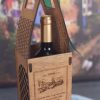 Cadou personalizat - cutie lemn gravată pentru sticlă vin M8 - imagine 2